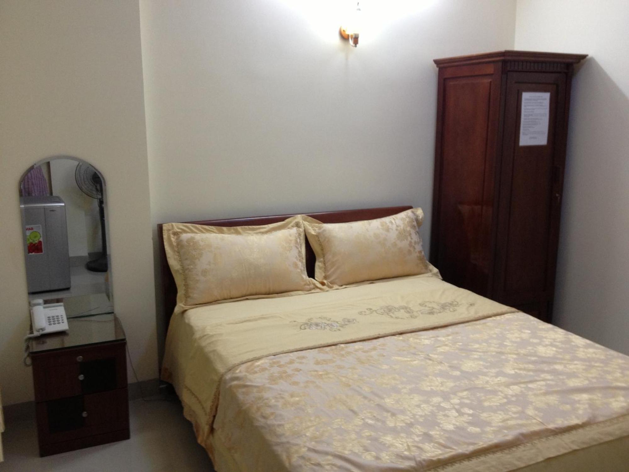 Hong Tuoi Hotel Хошимин Номер фото
